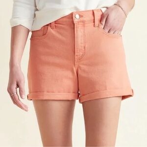 Old Navy coral outrage denim mid rise boyfriend shorts size 10